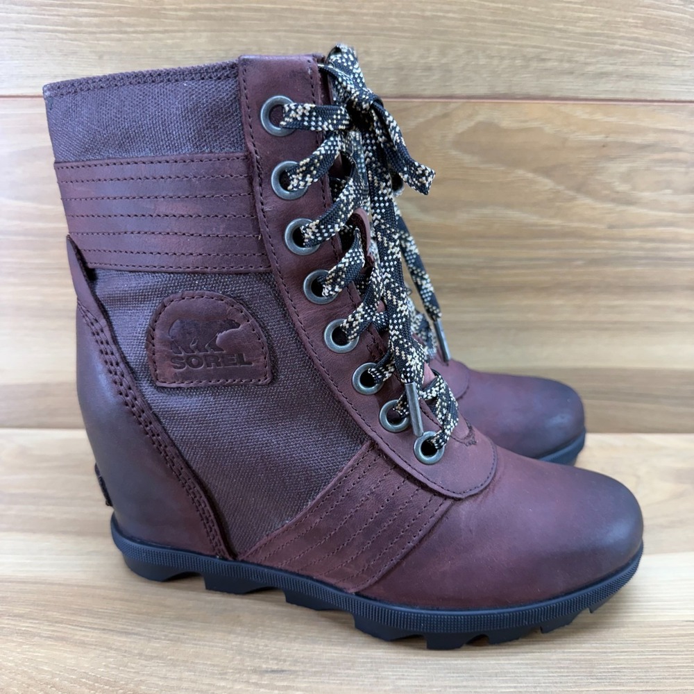 Sorel Lexie Wedge Waterproof Boot Women 7 Wine Burgundy Leather Lug Boho Outdoor